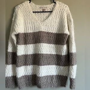 NEW Knox Rose Sweater